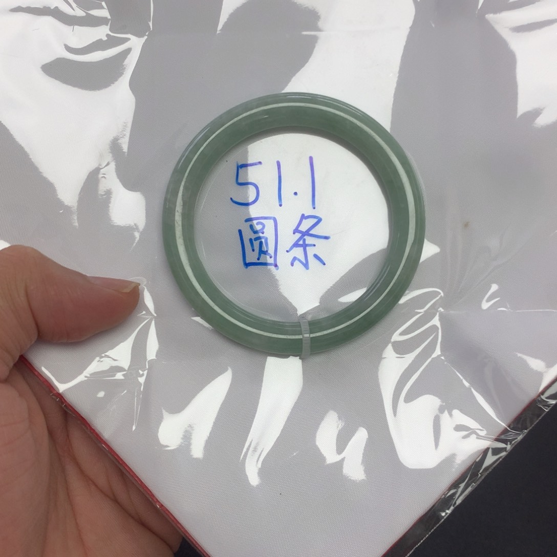 未镶嵌手镯翡翠天然缅甸翡翠手镯
