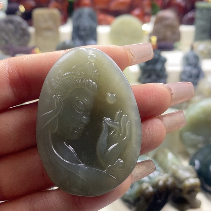 和田玉颈饰未镶嵌