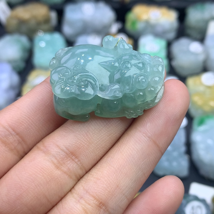 翡翠颈饰未镶嵌天然缅甸翡翠
