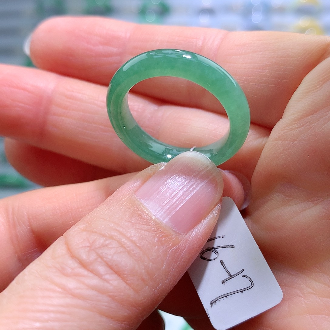 翡翠戒指未镶嵌16-17号