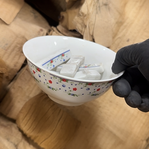 瓷片11.5厘米送6个筷子架