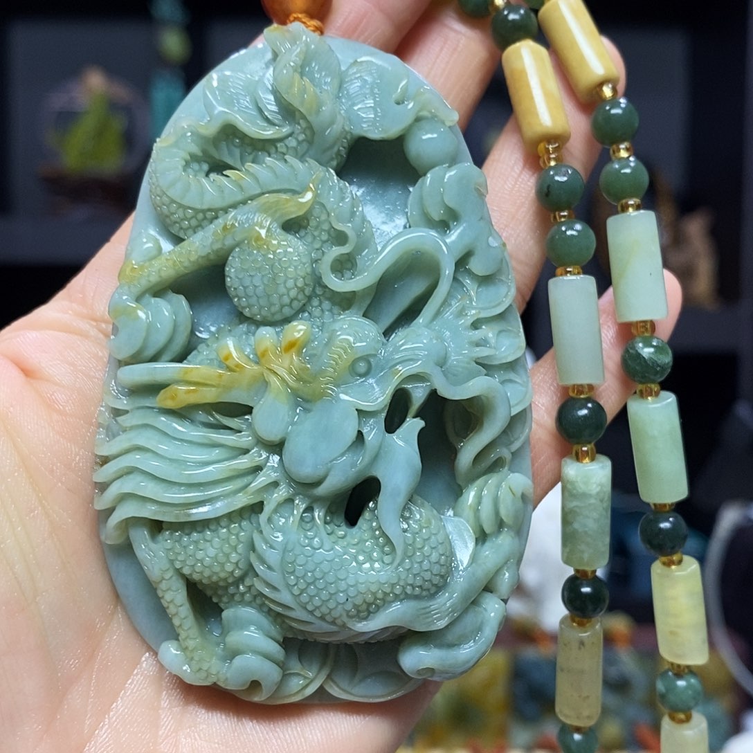 未镶嵌岫玉挂件吊坠