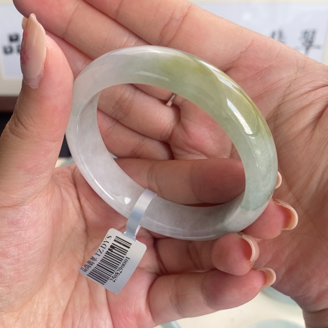 未镶嵌手镯翡翠54