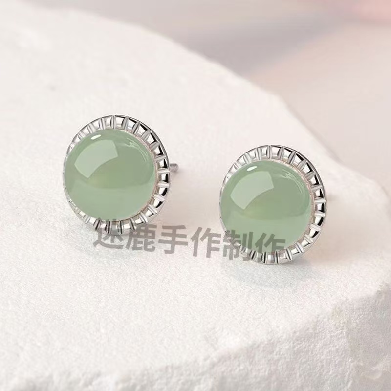 925银耳饰 2025新款时尚银耳钉耳环气质轻奢百搭精致精美防过敏