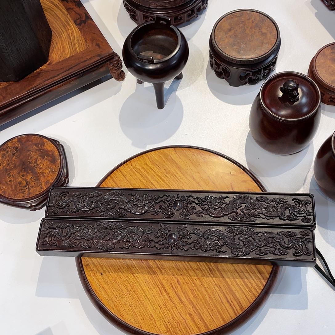 紫檀木类成套家具