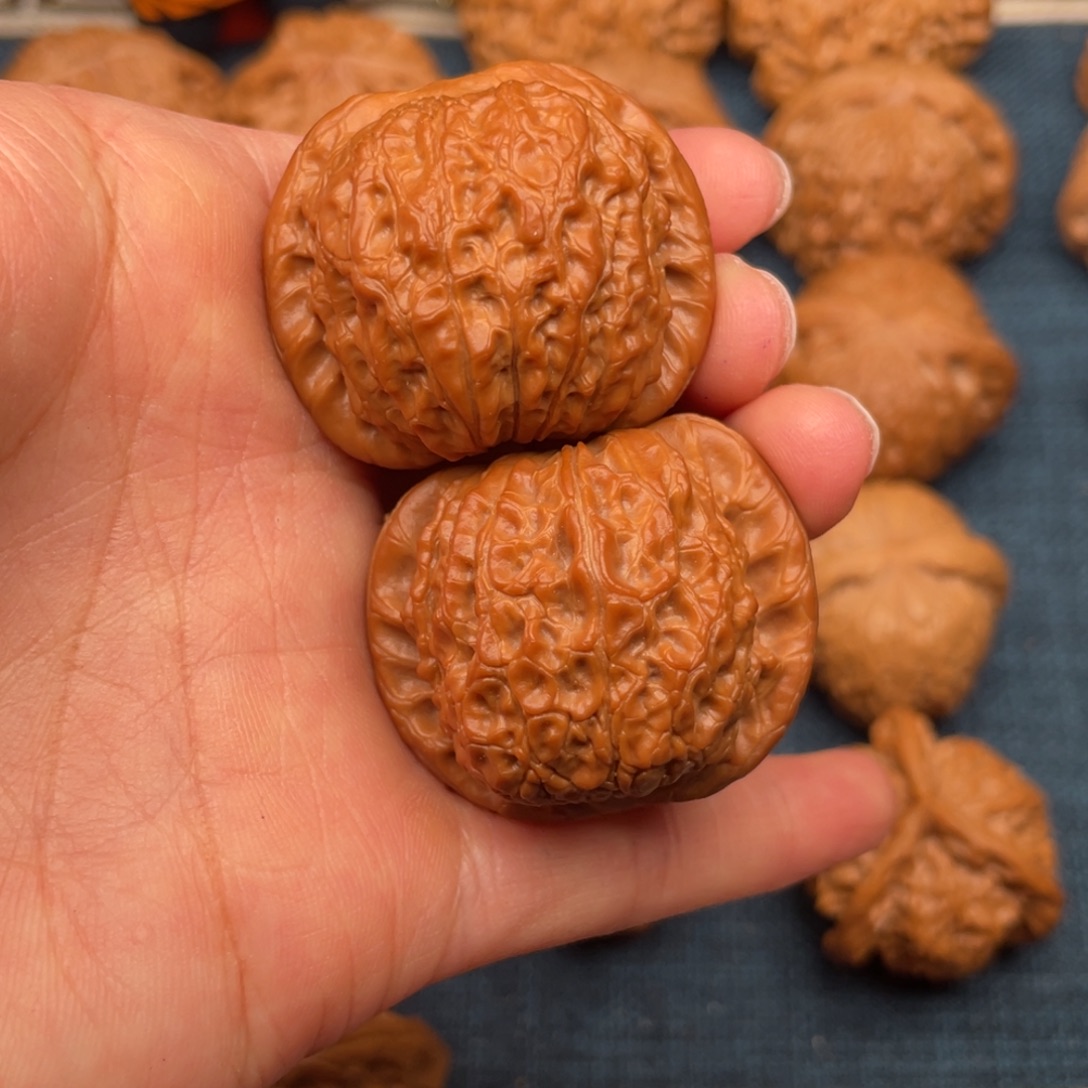 文玩核桃把件38全品毕业血麒麟