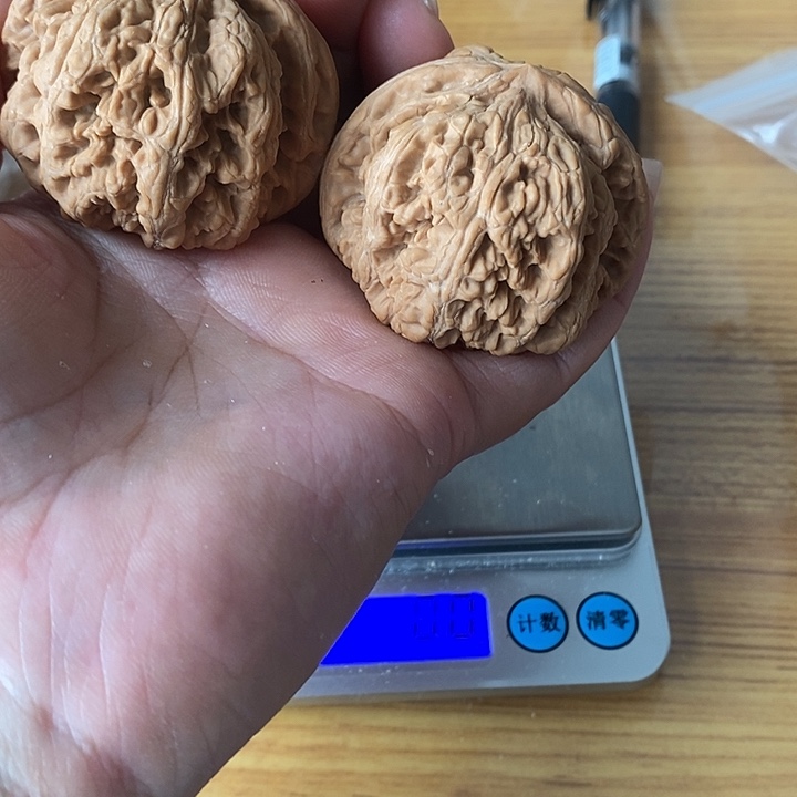 文玩核桃吊坠空*粗筋47