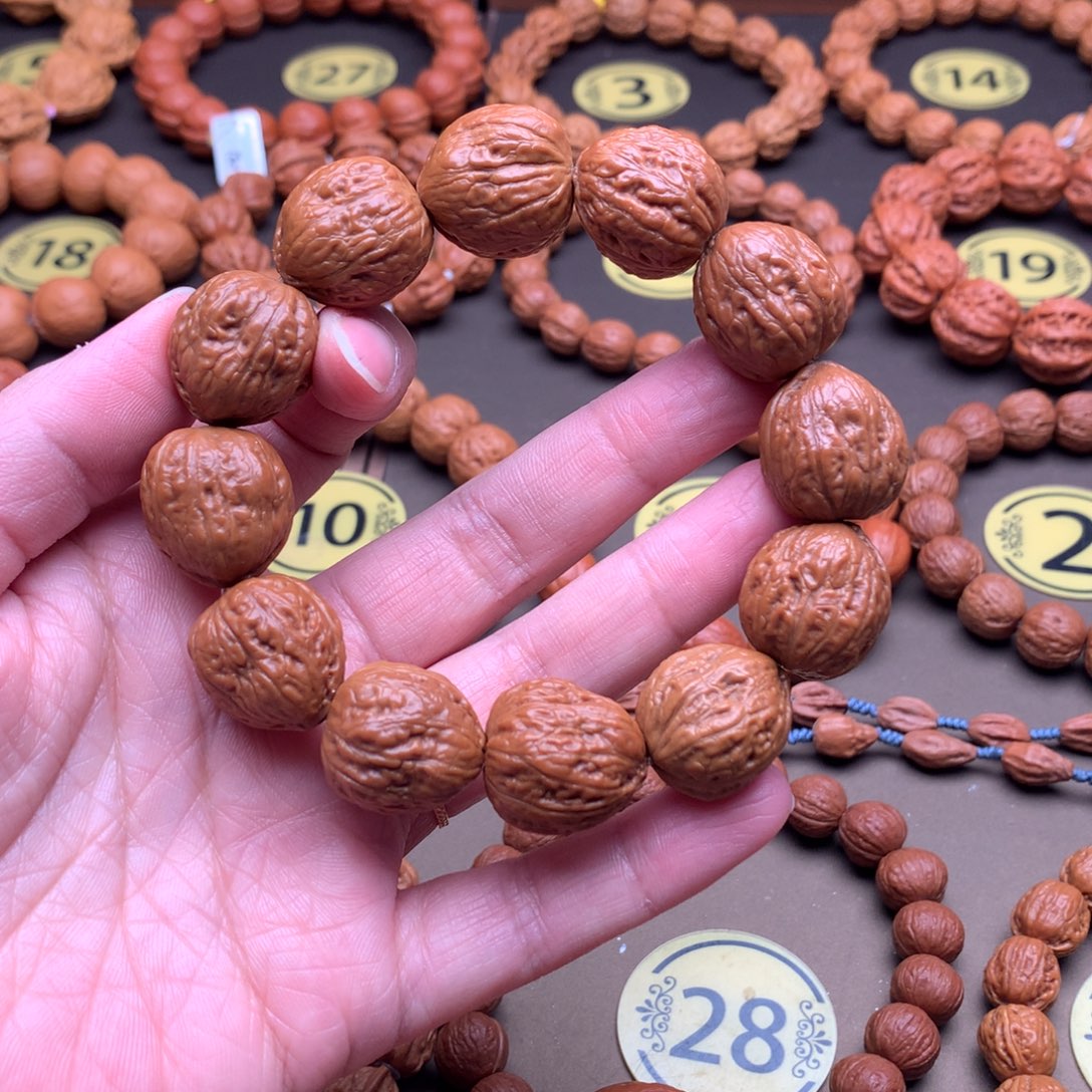 文玩核桃手串18尺寸