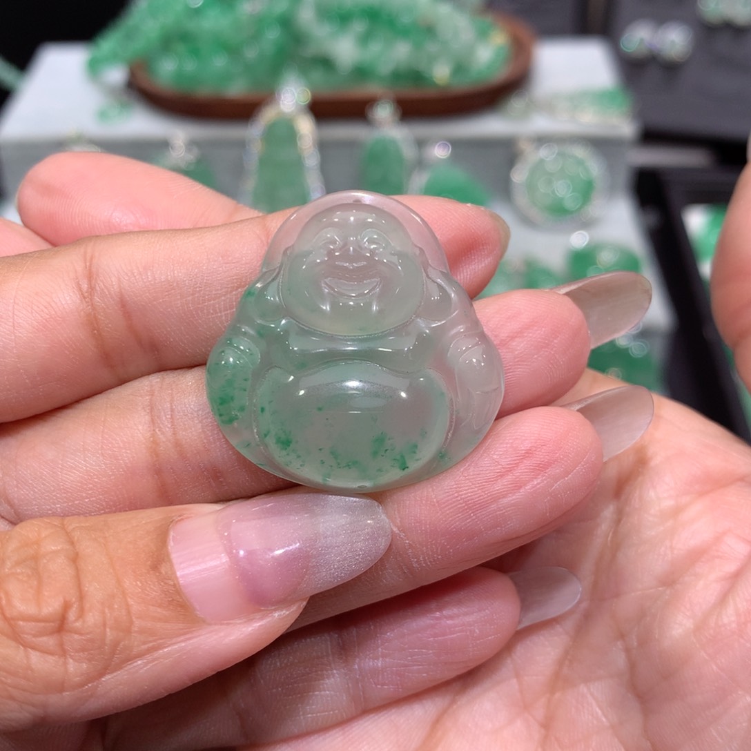 颈饰银S925镶嵌石英质玉（非洲翠）