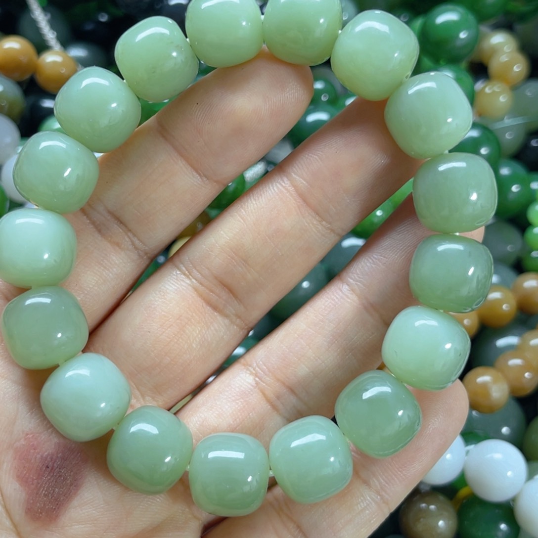 未镶嵌手链和田玉