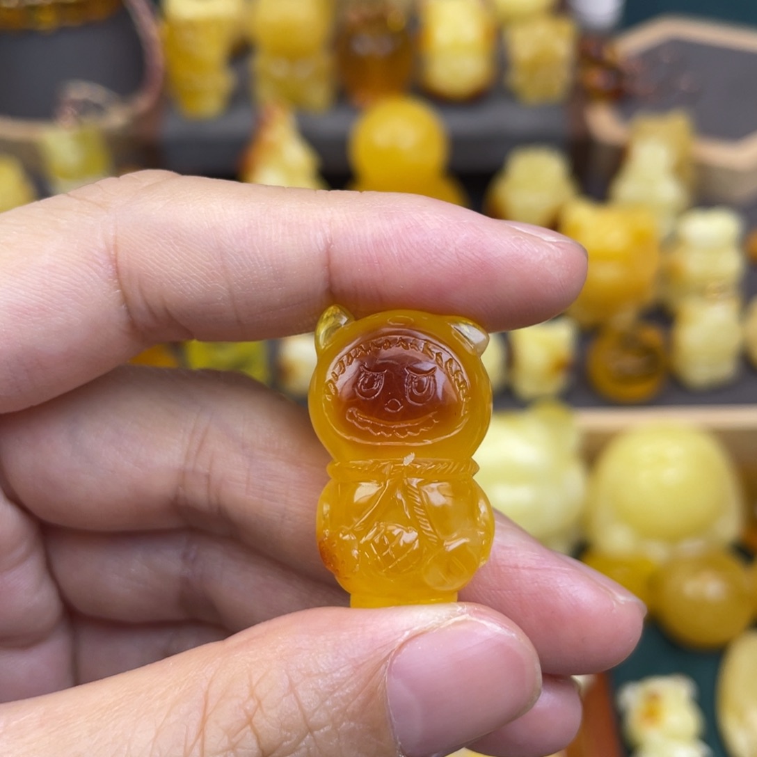 未镶嵌琥珀裸石蜜蜡