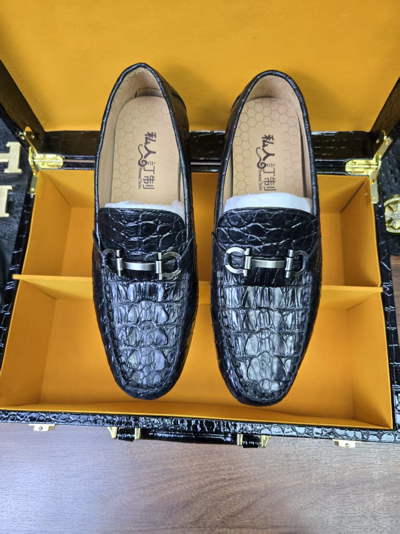 高奢鳄鱼皮经典商务正装简约男士手工皮鞋断码尾货（778-1双尾）