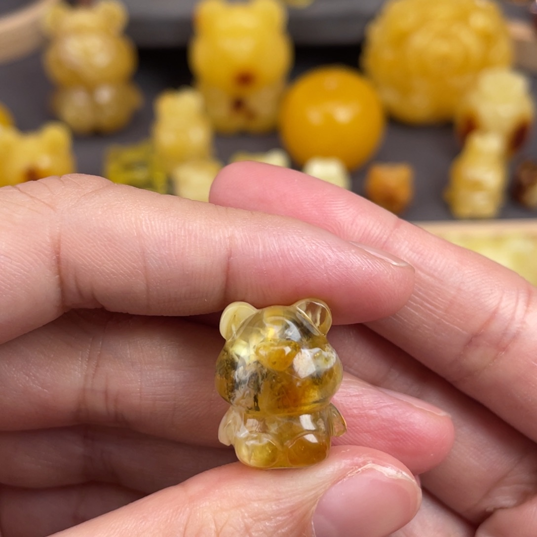 未镶嵌琥珀裸石蜜蜡