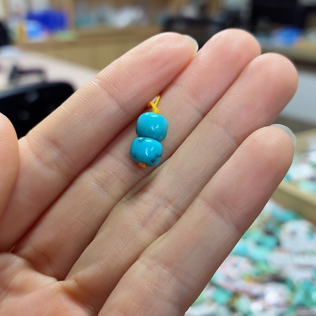 未镶嵌绿松石珠宝奇石