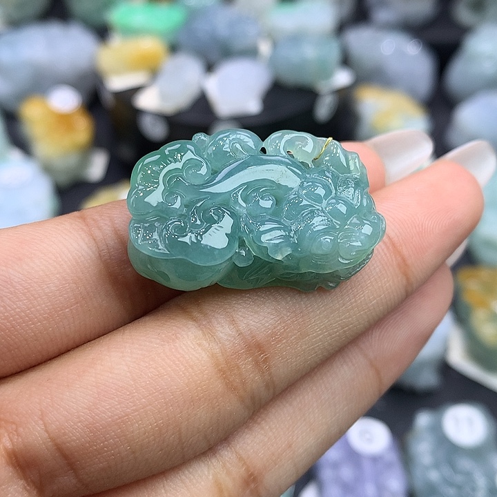 翡翠未镶嵌颈饰天然缅甸翡翠