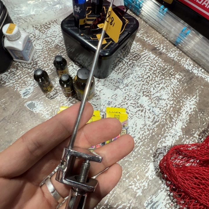 二手不锈钢挡针一个