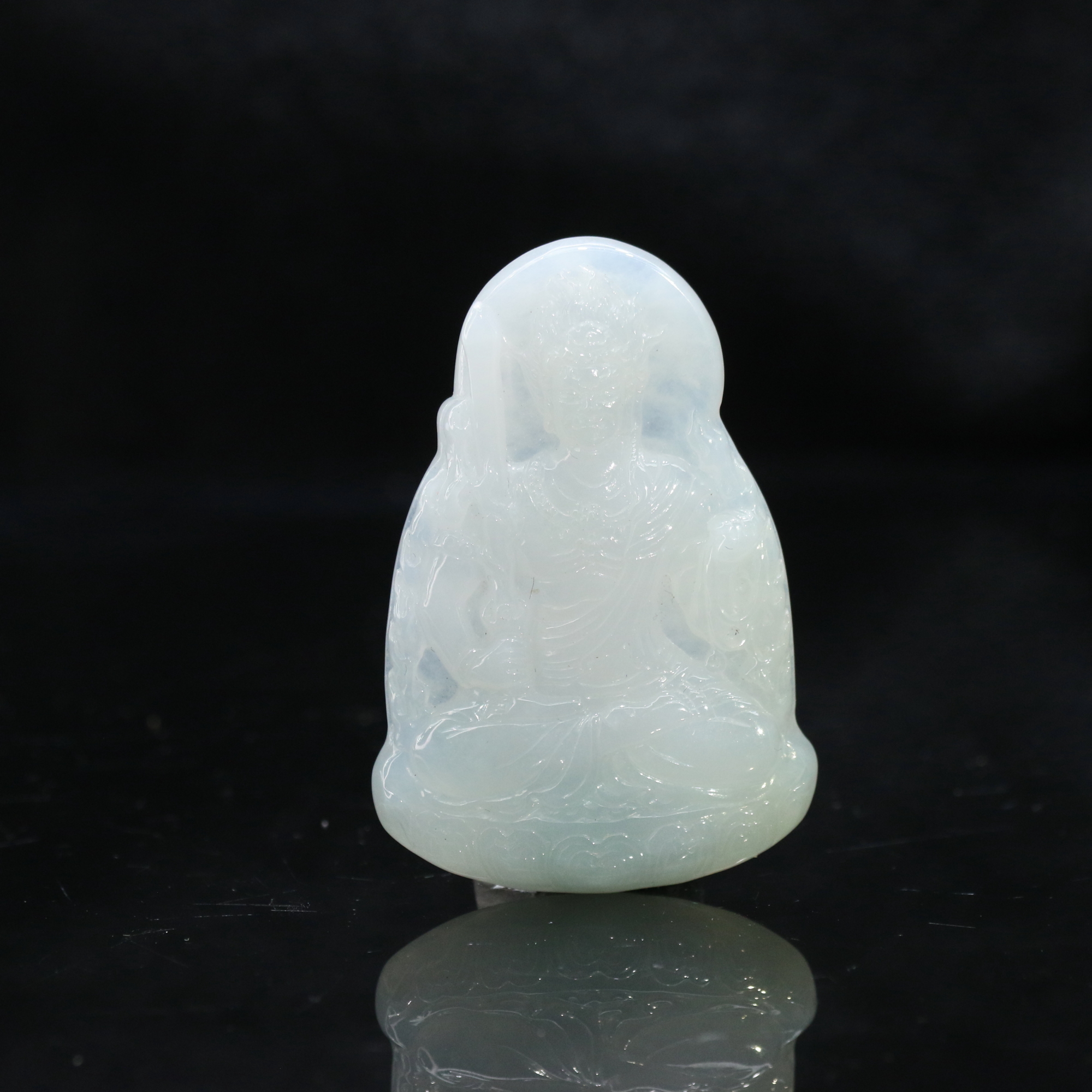 lot13天然缅甸翡翠A货不动明王/000243/保利厦门拍卖