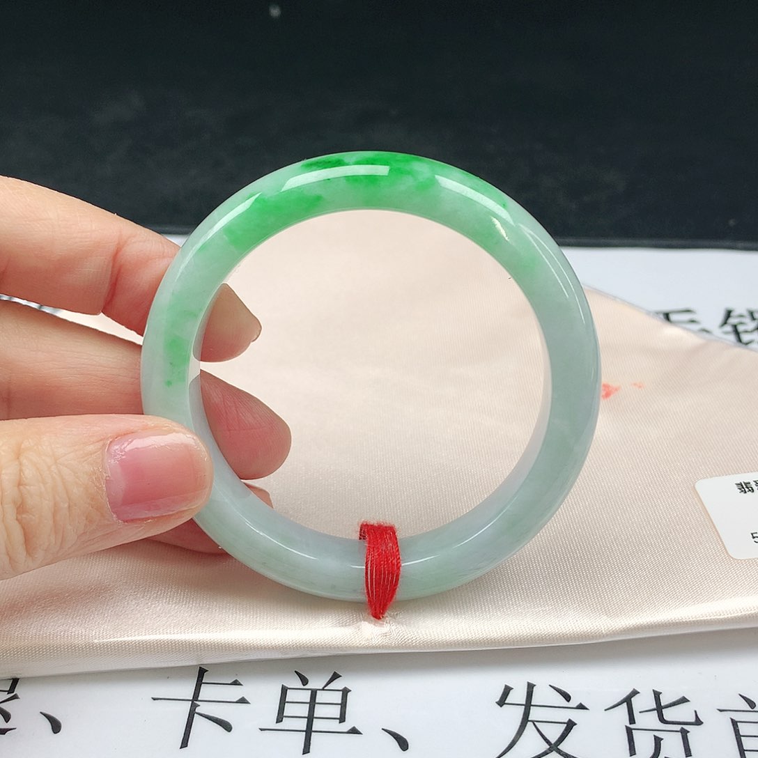 翡翠手镯未镶嵌508正