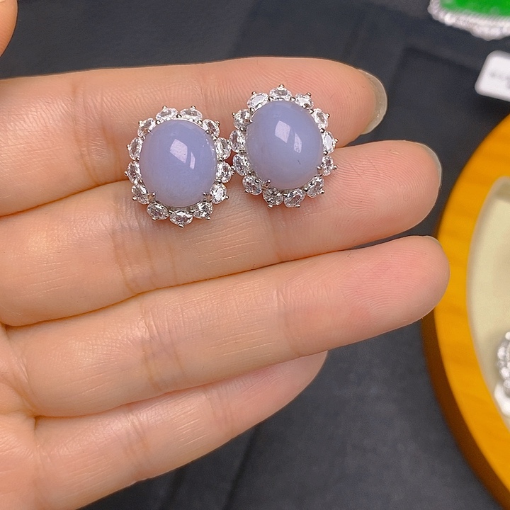 亦***予翡翠银S925镶嵌耳饰