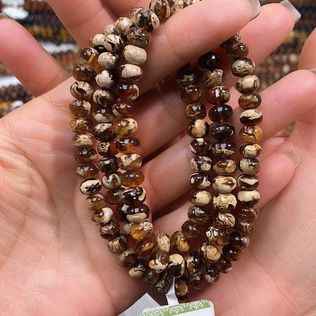 琥珀未镶嵌手链抚顺琥珀