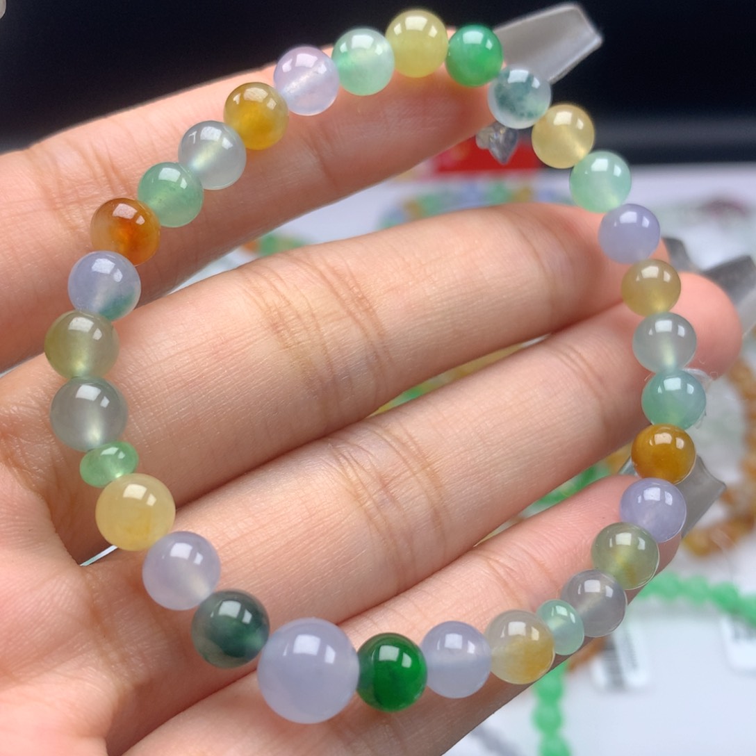 翡翠手链未镶嵌卡