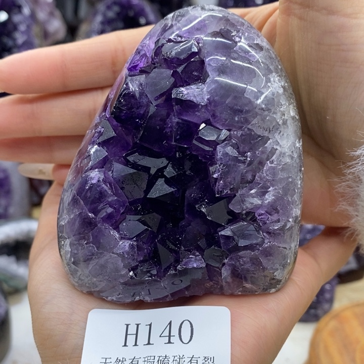 水晶大型摆件（非配饰）未镶嵌