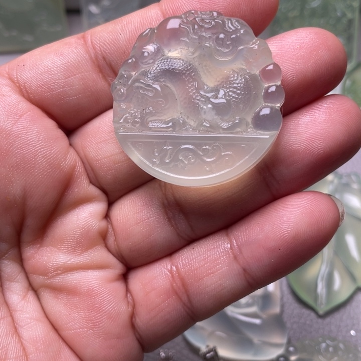 明***屁岫玉未镶嵌吊坠(赠链)