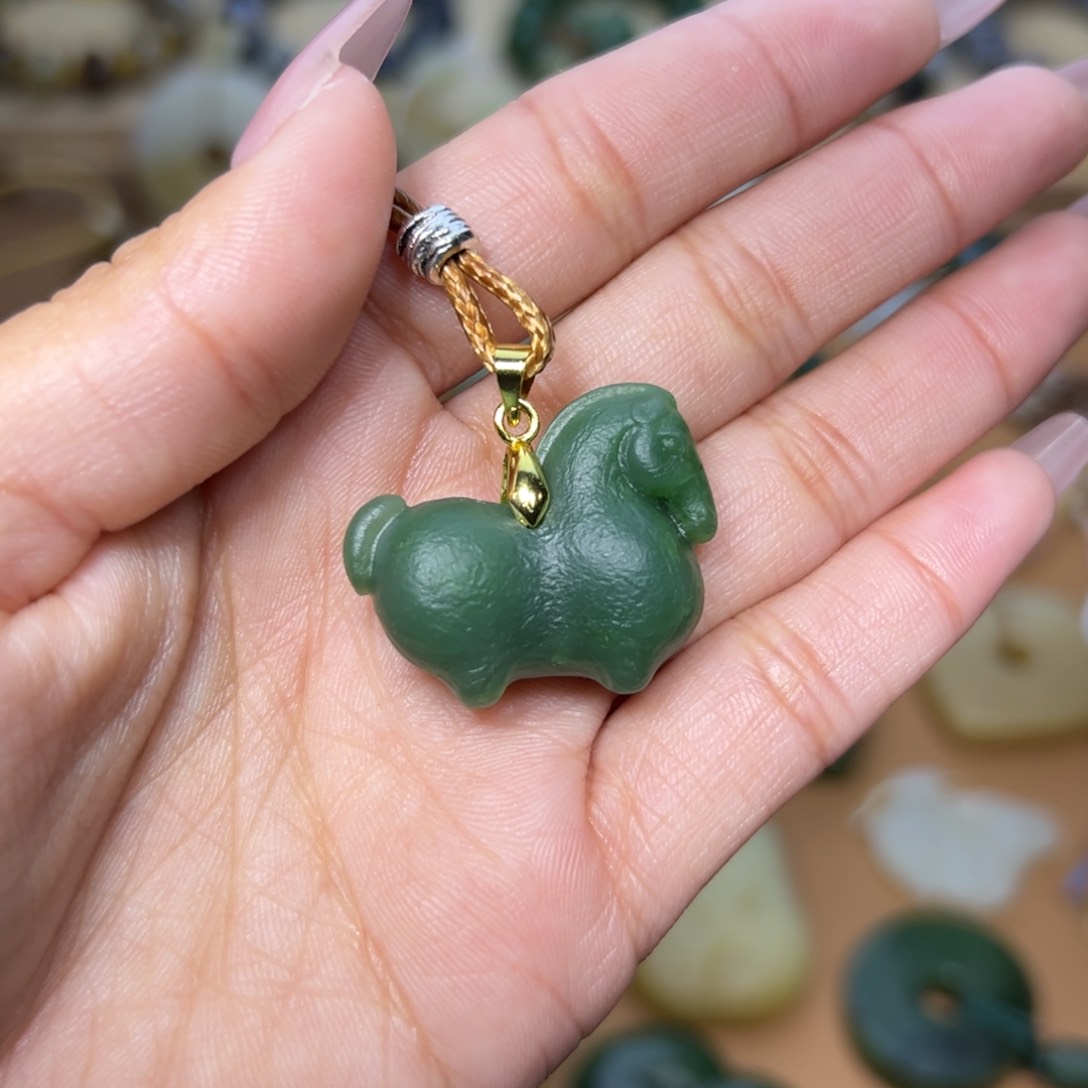 颈饰未镶嵌和田玉?****?