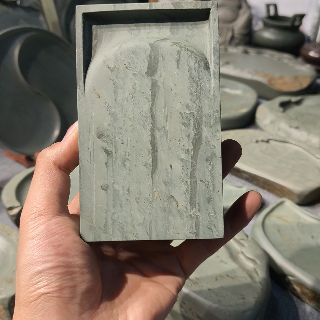 ****羽甘肃洮砚水泉门字砚