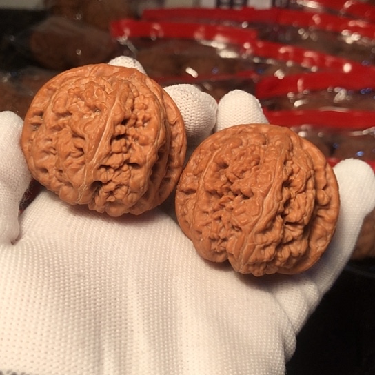文玩核桃把件大粗筋45