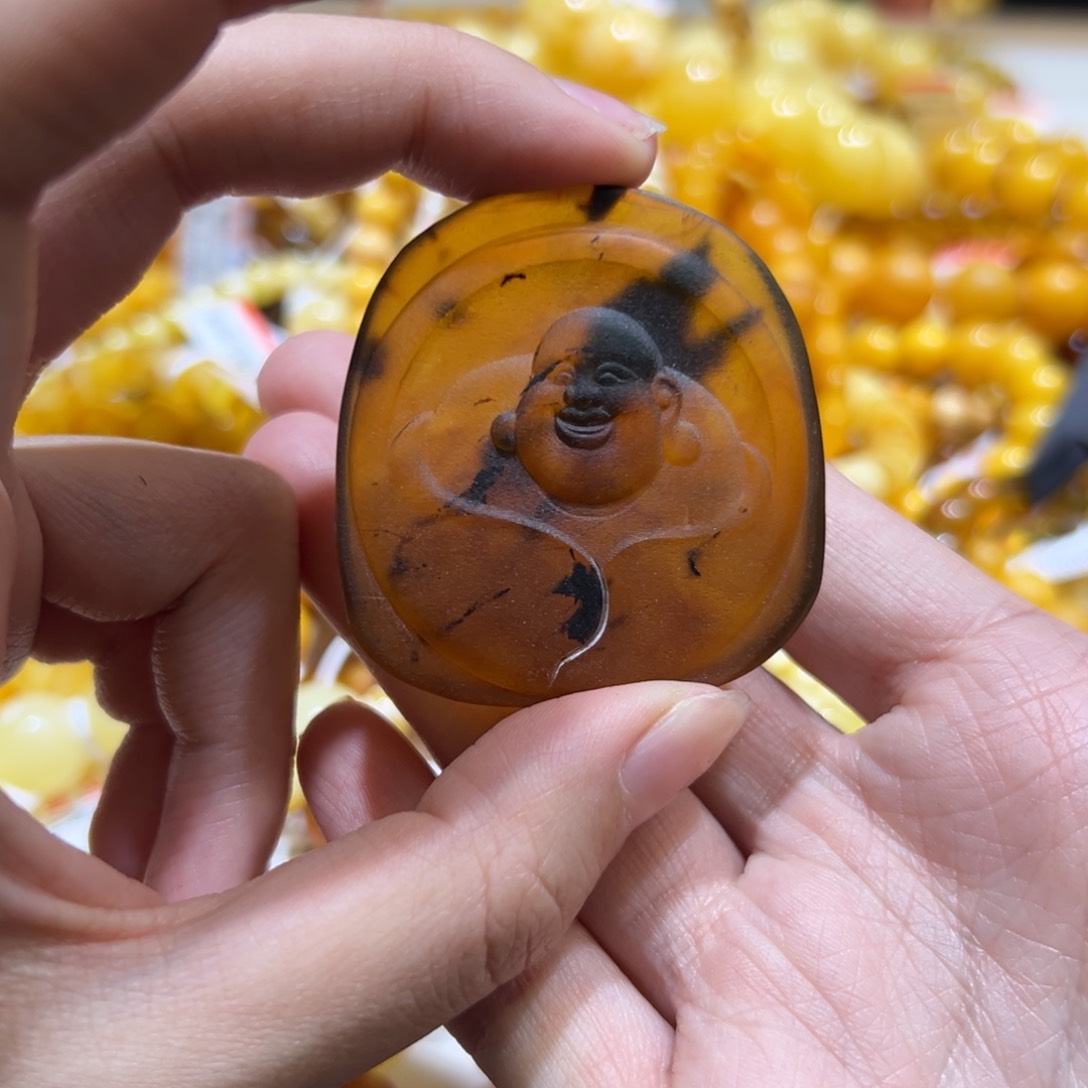 琥珀珠宝奇石未镶嵌