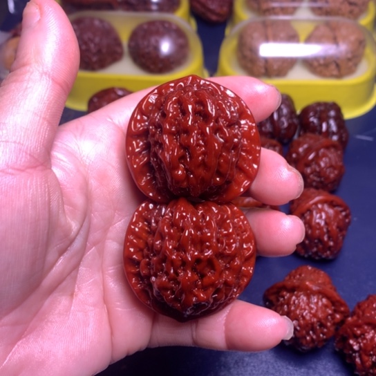 文玩核桃把件45盘龙纹