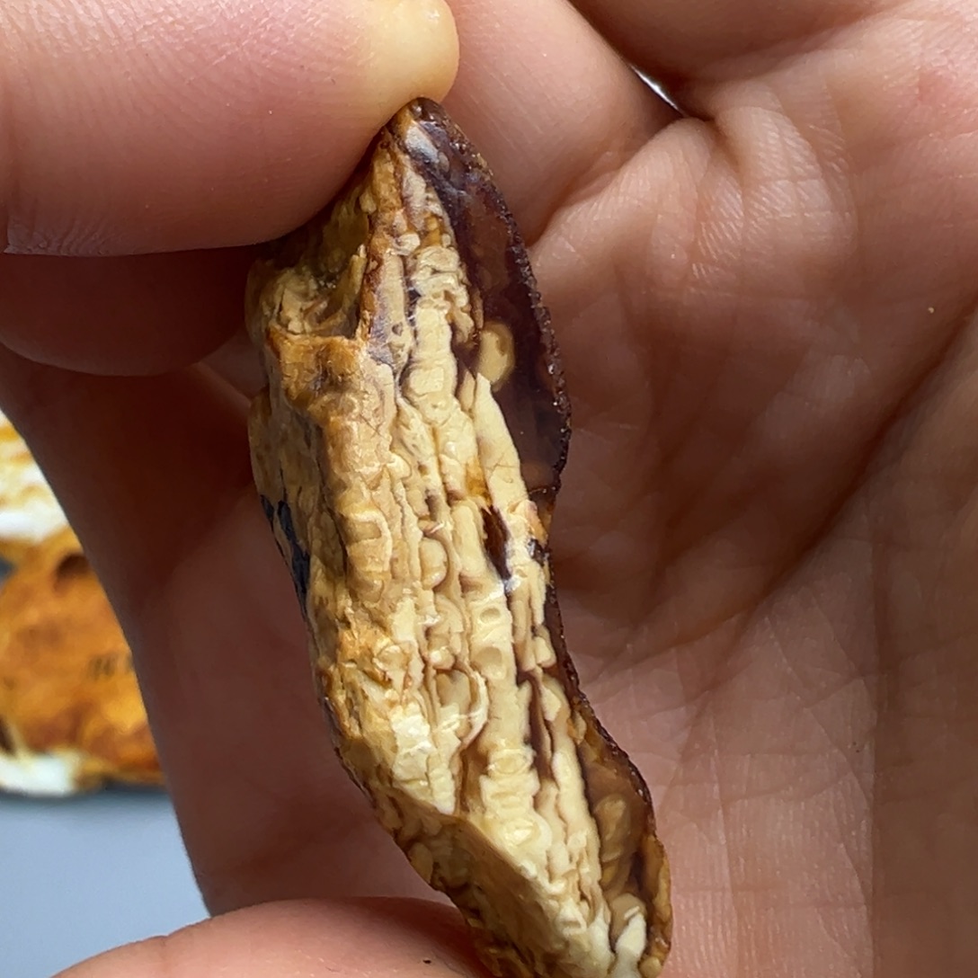 定制琥珀未镶嵌蜜蜡