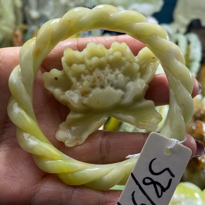 岫玉未镶嵌手镯57.58