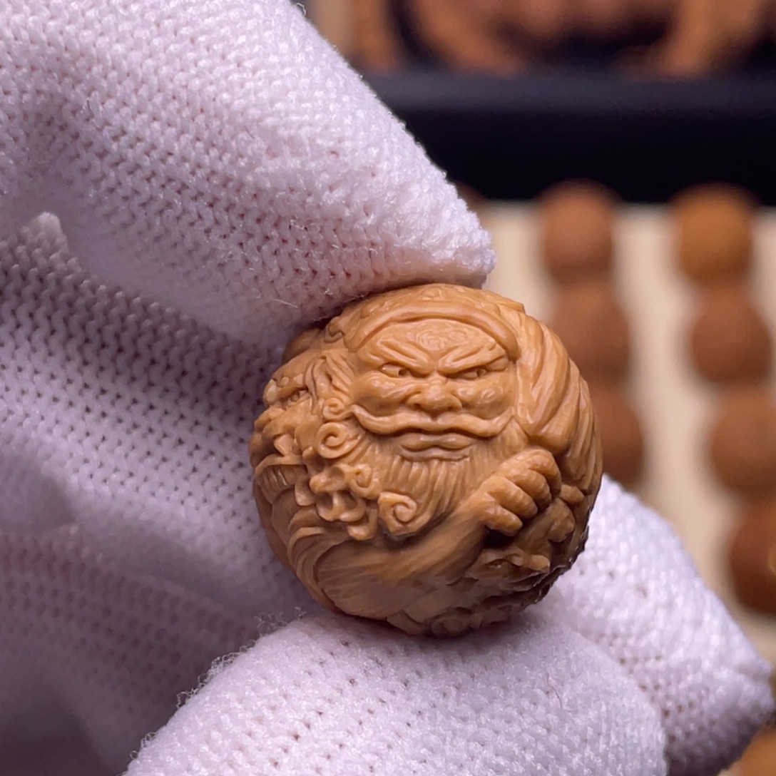 吊坠猴头核桃财宝天王18.5