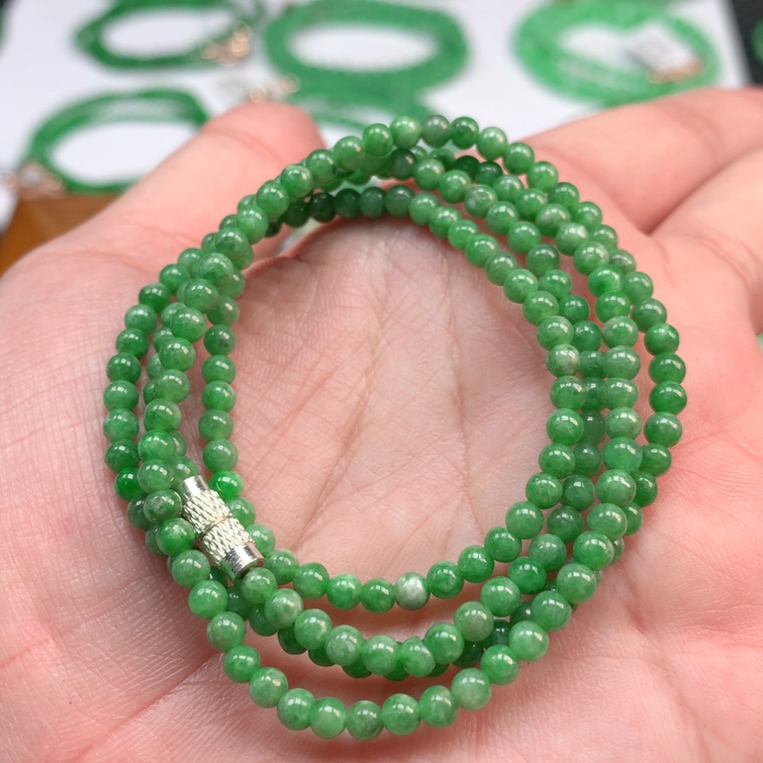 翡翠手链未镶嵌翡翠