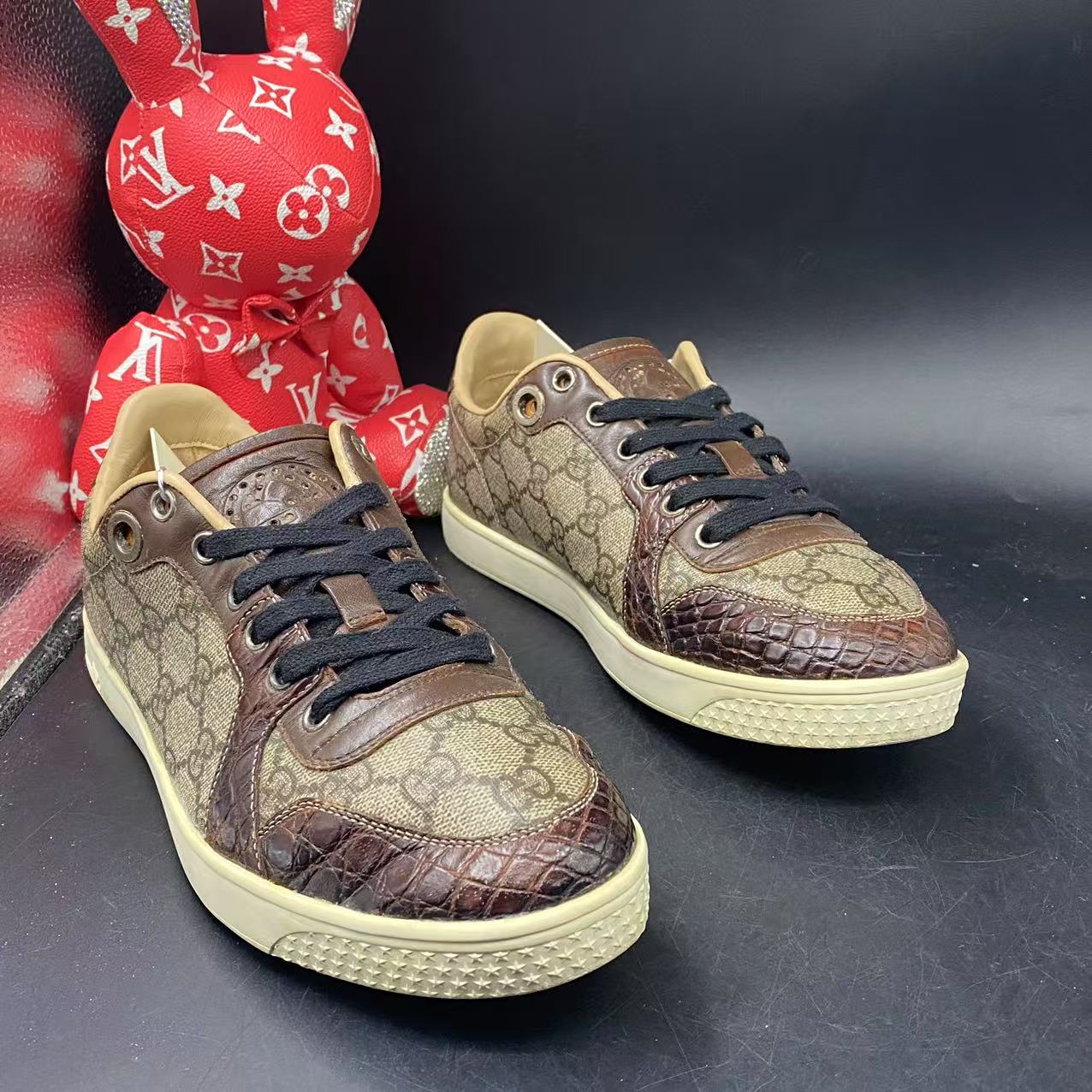 95新 GUCCI/古驰 【聚星福利】潮鞋黑棕老花板鞋39欧码ddm315
