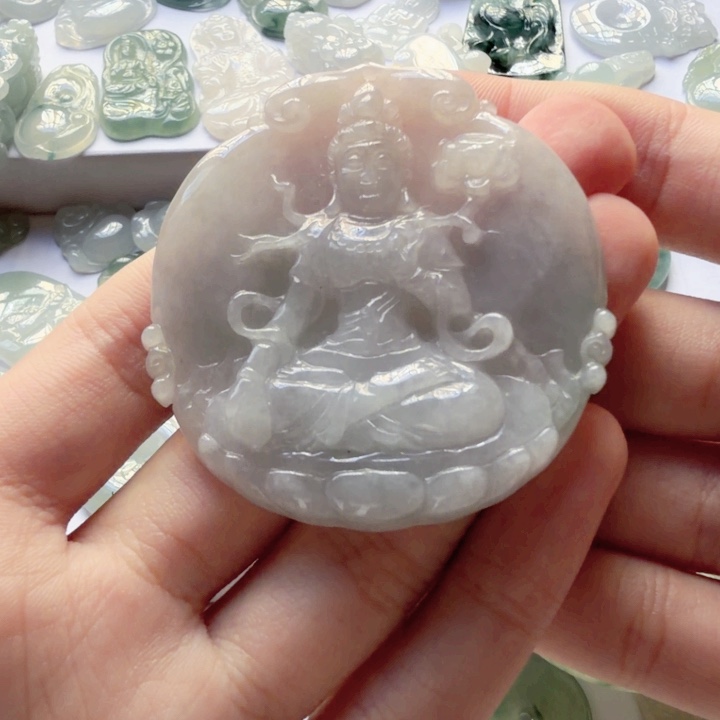 翡翠未镶嵌颈饰翡翠