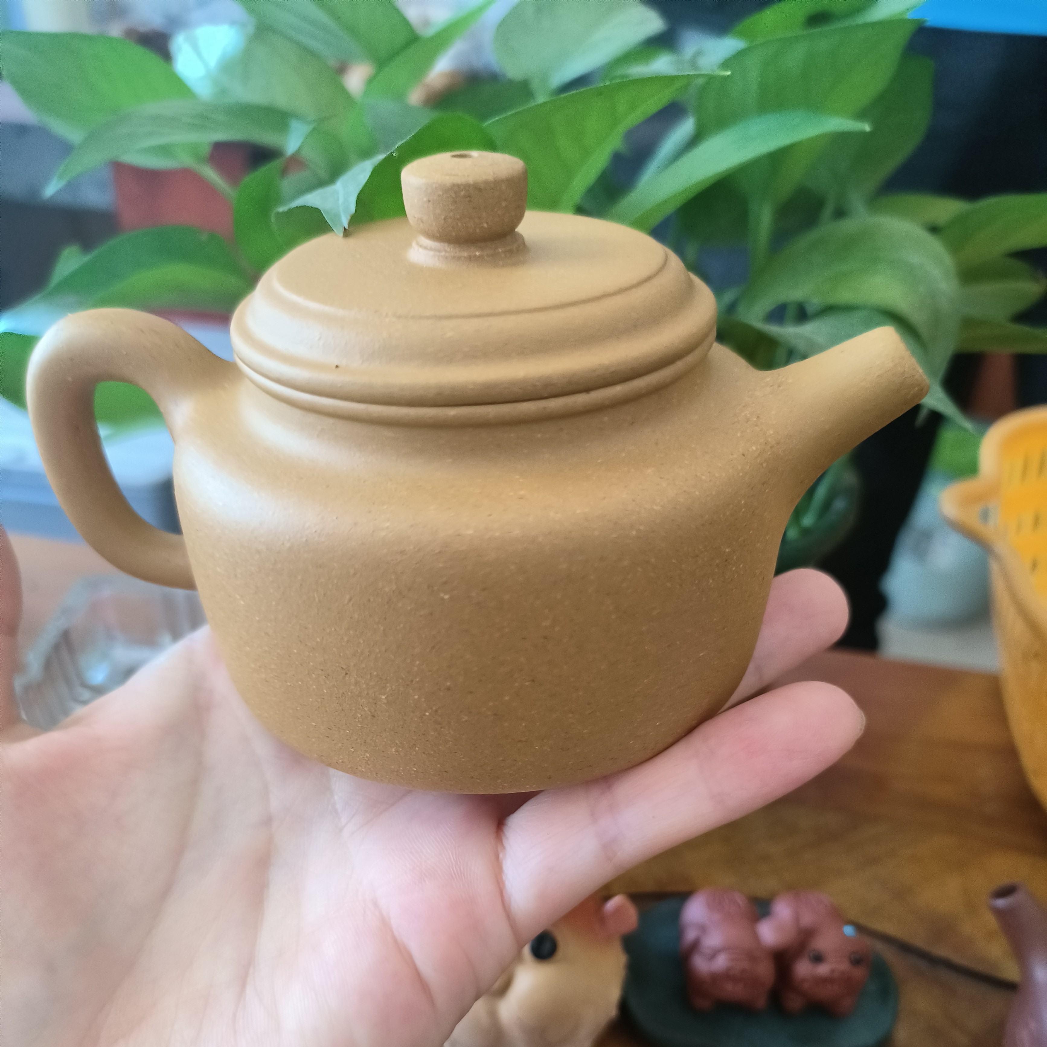 原矿紫砂，黄段泥德钟200cc