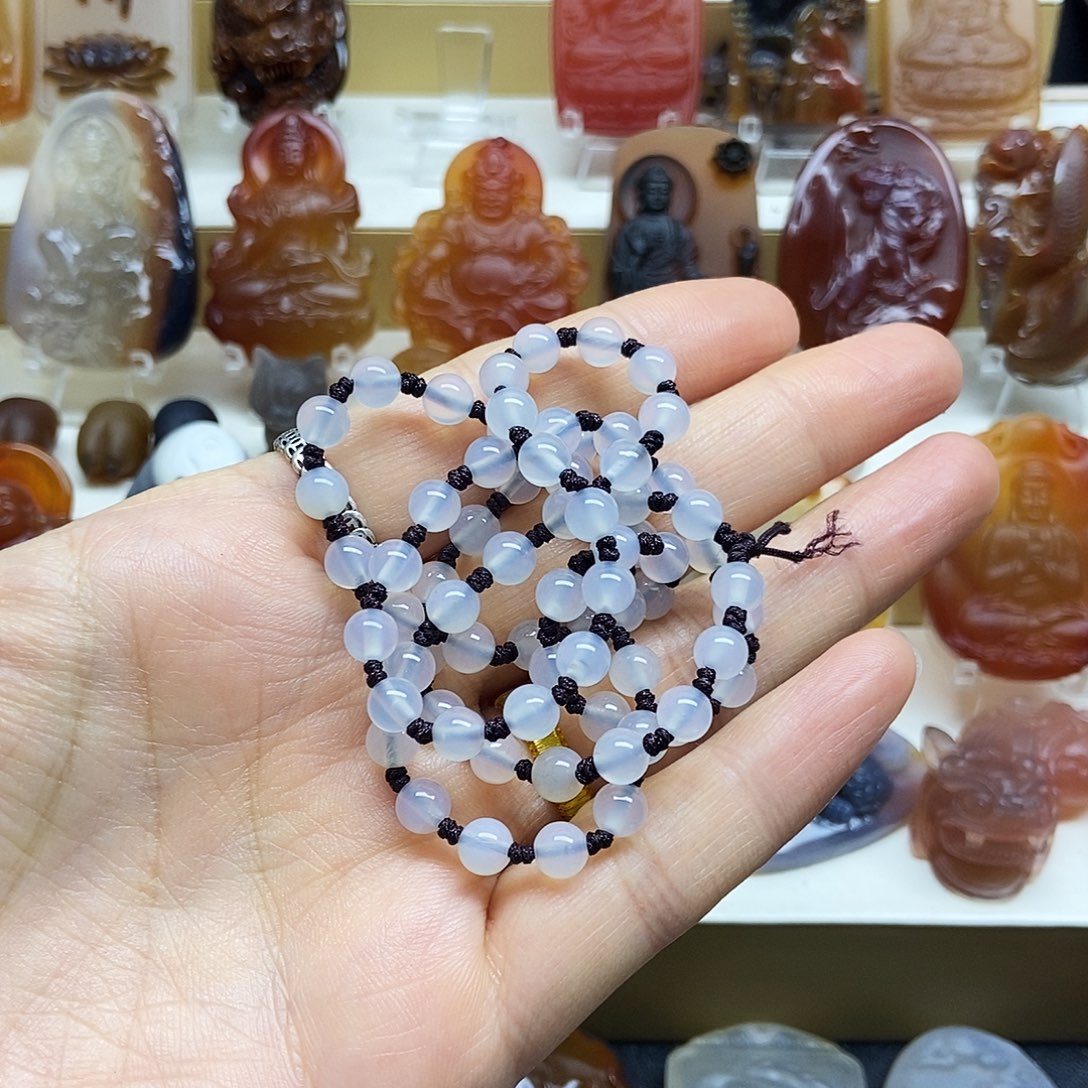 飞***天玛瑙/玉髓未镶嵌颈饰