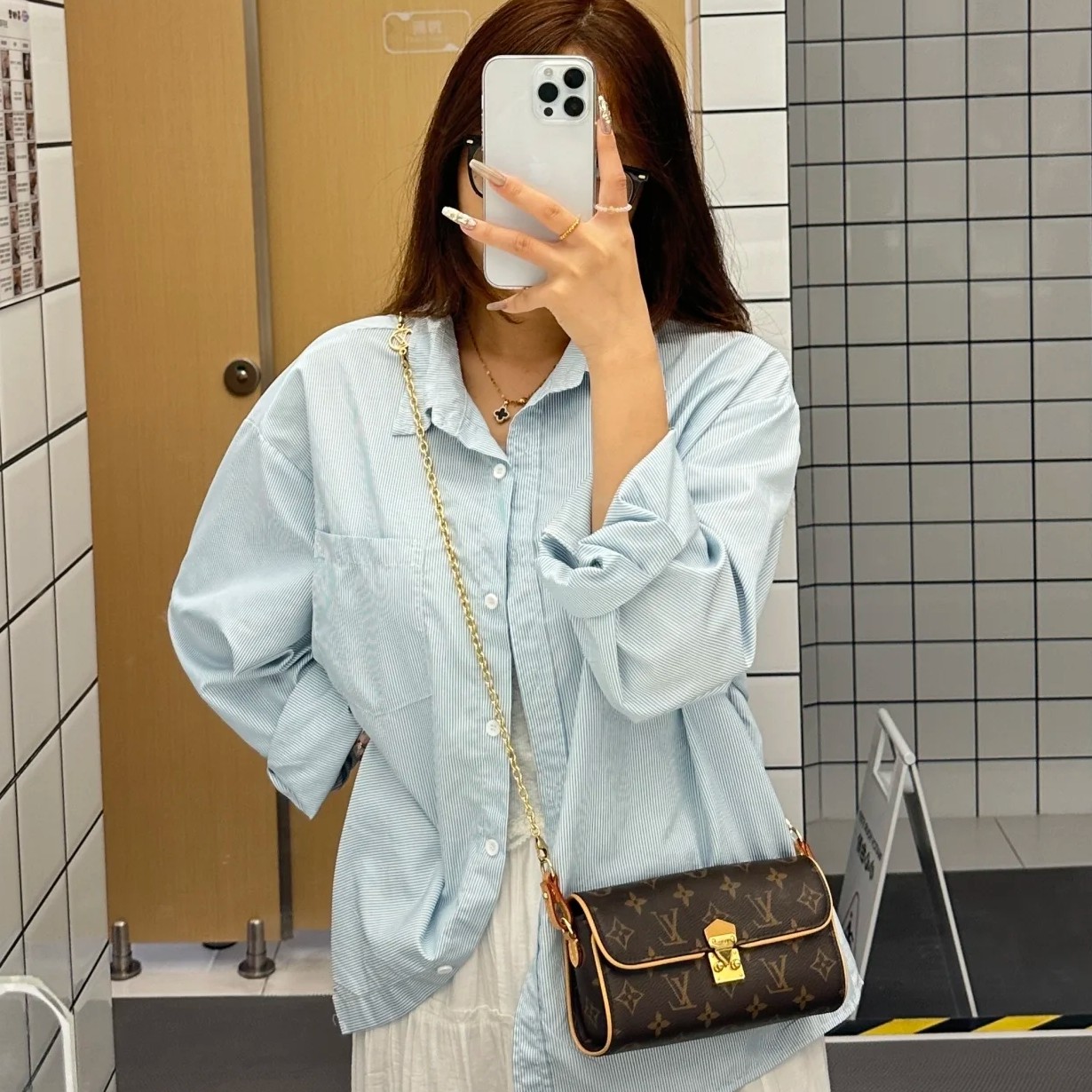 未使用 LouisVuitton/路易威登 pochette camille金扣/全新/优选