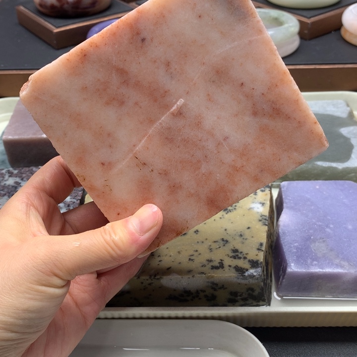 石英岩玉未镶嵌手镯