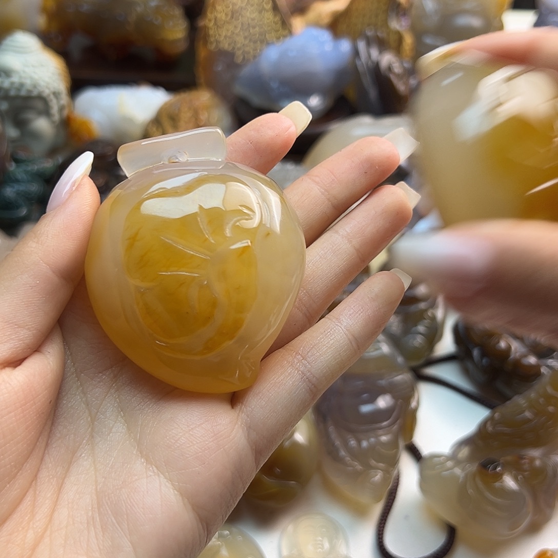 玛瑙/玉髓未镶嵌颈饰
