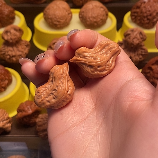 文玩核桃把件源**断小鸟