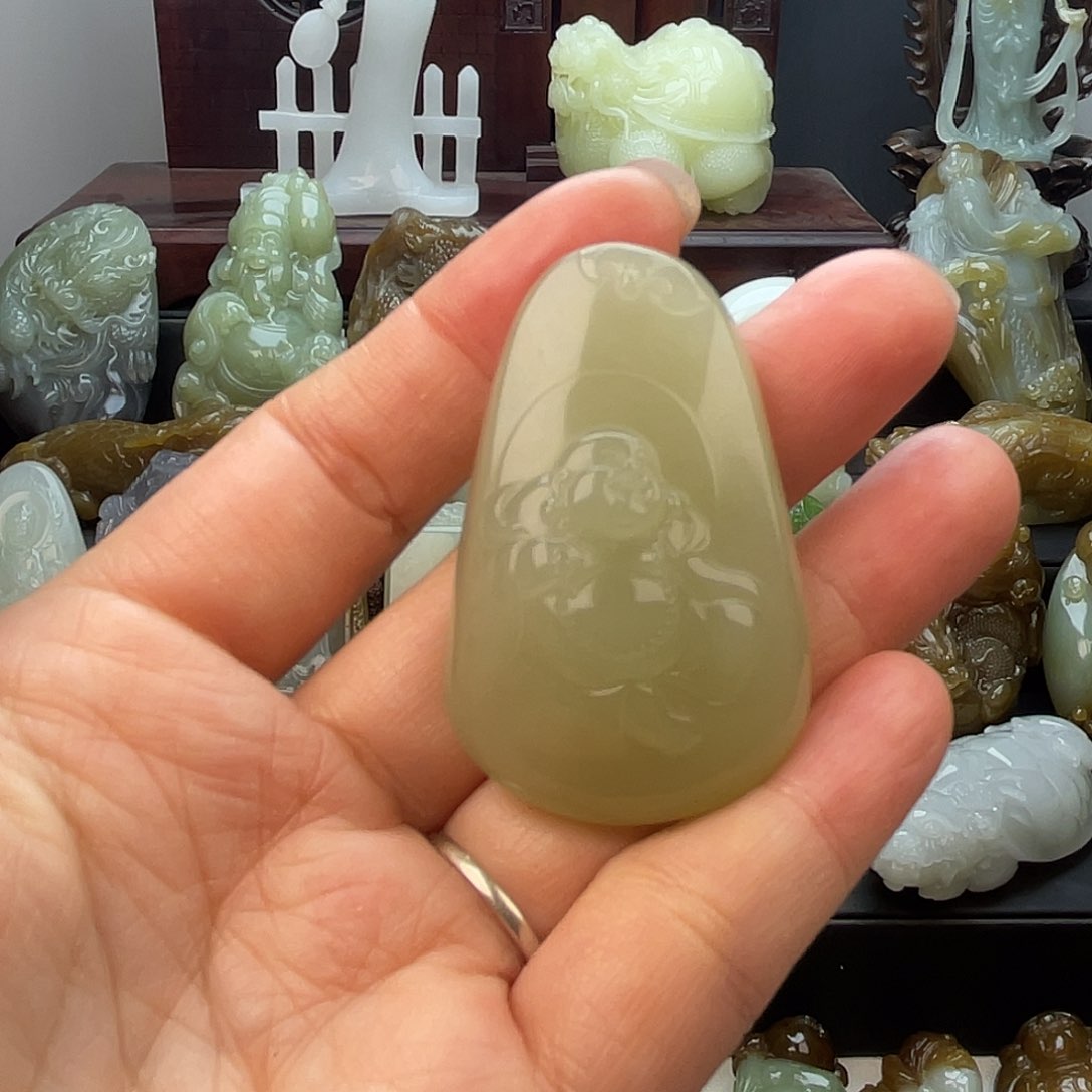 和田玉颈饰未镶嵌