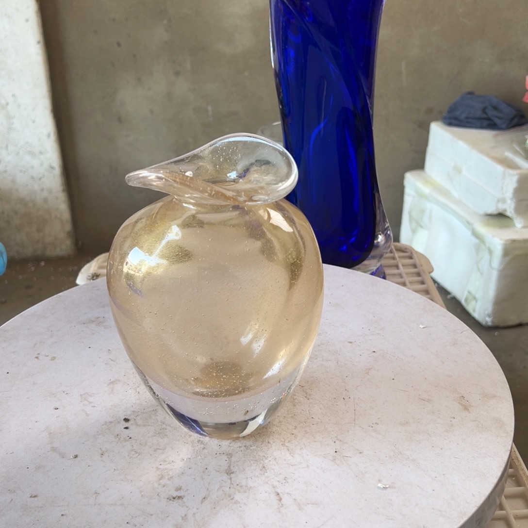 弘扬琉璃花器微瑕高度18