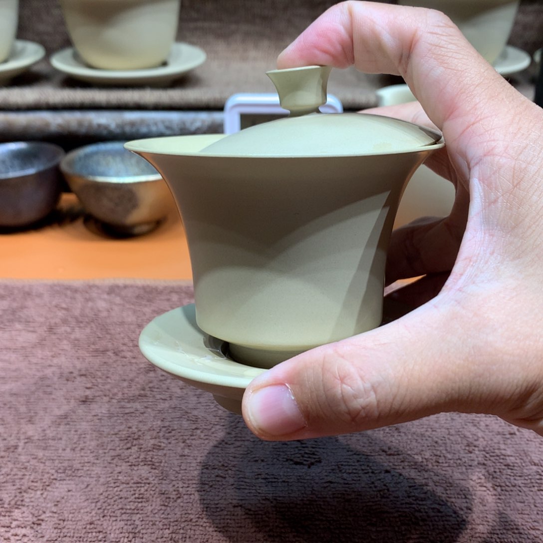 泥塑放漏高瘦马蹄盖碗130毫升