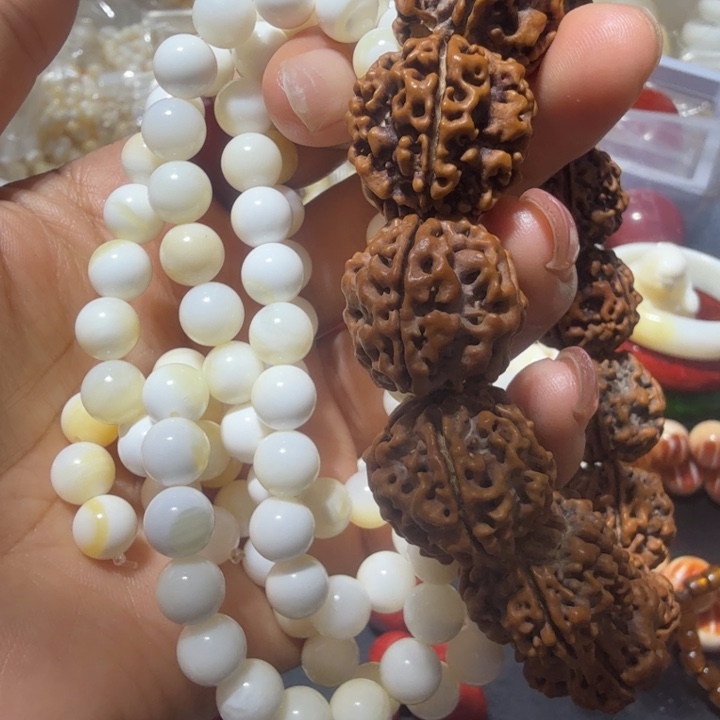 核桃手串/手链0.8/108带黄全品