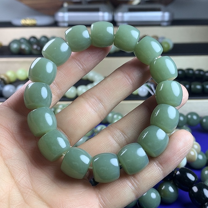 和田玉手串未镶嵌