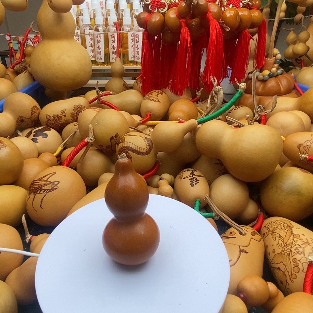 埘***逝香榧木葫芦工艺品